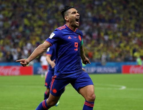 成为法尔考的小兄弟 首批万达希望之星茁壮成长 成为法尔考的小兄弟 首批万达希望之星茁壮成长