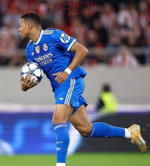 4-3逆转！姆巴佩拯救皇马：欧冠首次大四喜+创33年历史，获评10分